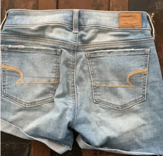 American Eagle Shorts Size 00