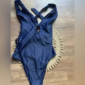 Cupshe My Destiny Cross One-piece Swimsuit XXL