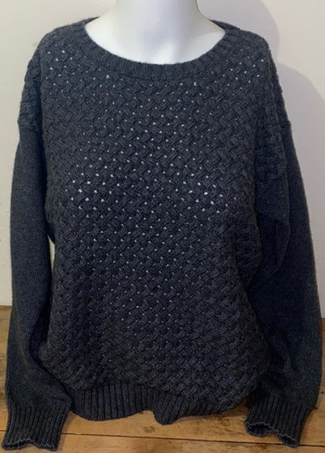 DKNYC Gray Sweater Large