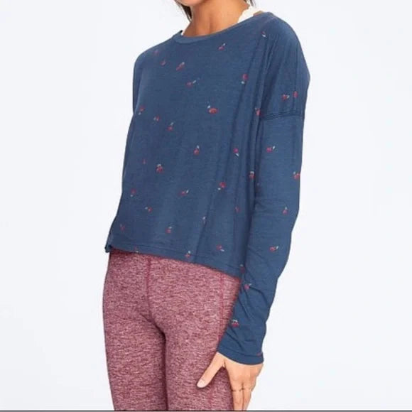 Pink Victoria Secret Long Sleeve Cropped Tee