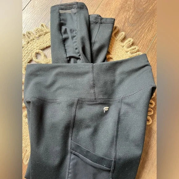 On-The-Go PowerHold® High-Waisted Legging