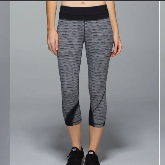 Lululemon Run: Inspire Crop II *All Luxtreme 6
