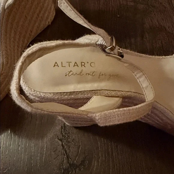 Altar’d State Wedges 7.5