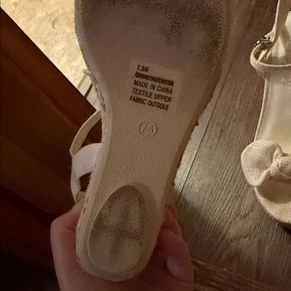 Altar’d State Wedges 7.5