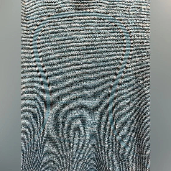 Lululemon Swiftly Tech Racerback Indian Ocean Size 2
