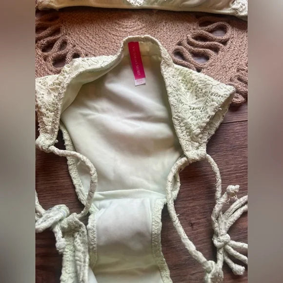 Victoria’s Secret Mint Green Ruffle Bikini Small