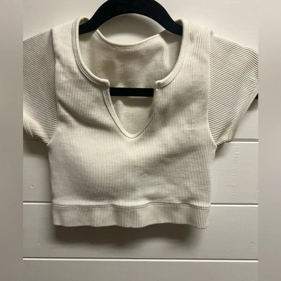 Gilly Hicks Ribbed Crop Top Small