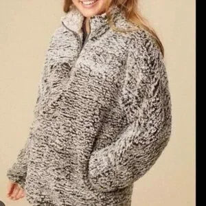 Altar’d State Sherpa Pullover Medium